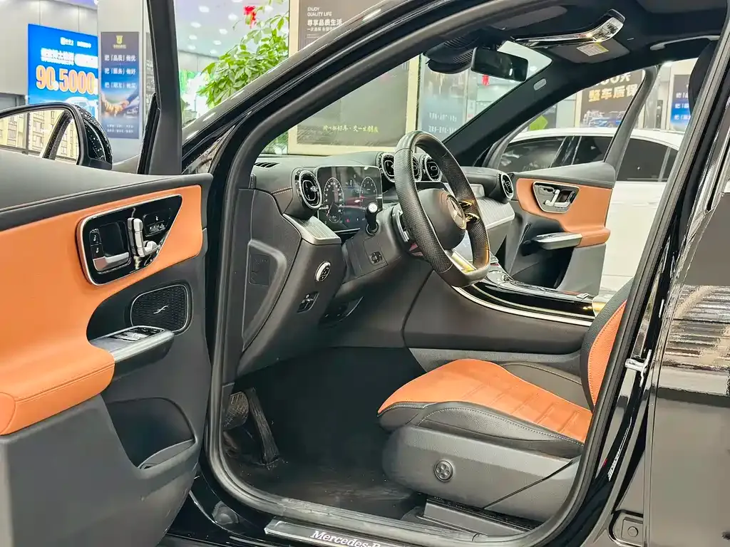 Mercedes-Benz GLC 2023 из CN, фото 9