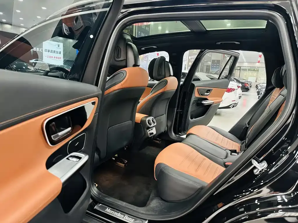 Mercedes-Benz GLC 2023 из CN, фото 3