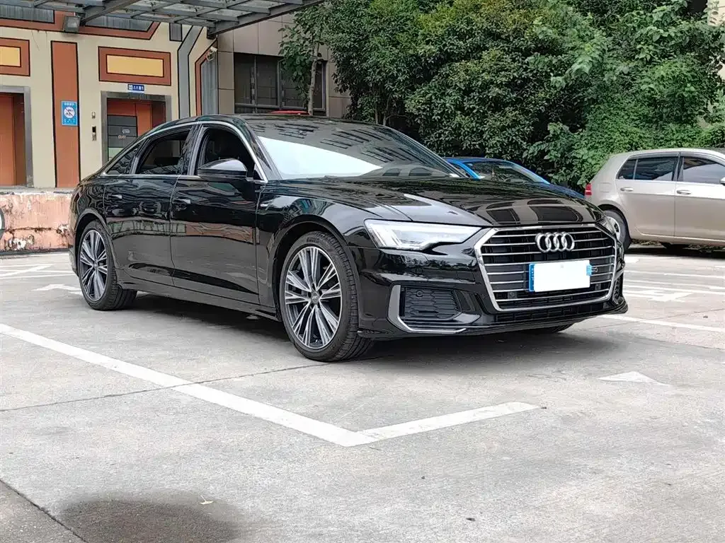 Audi A6L 2021 из CN, фото 10