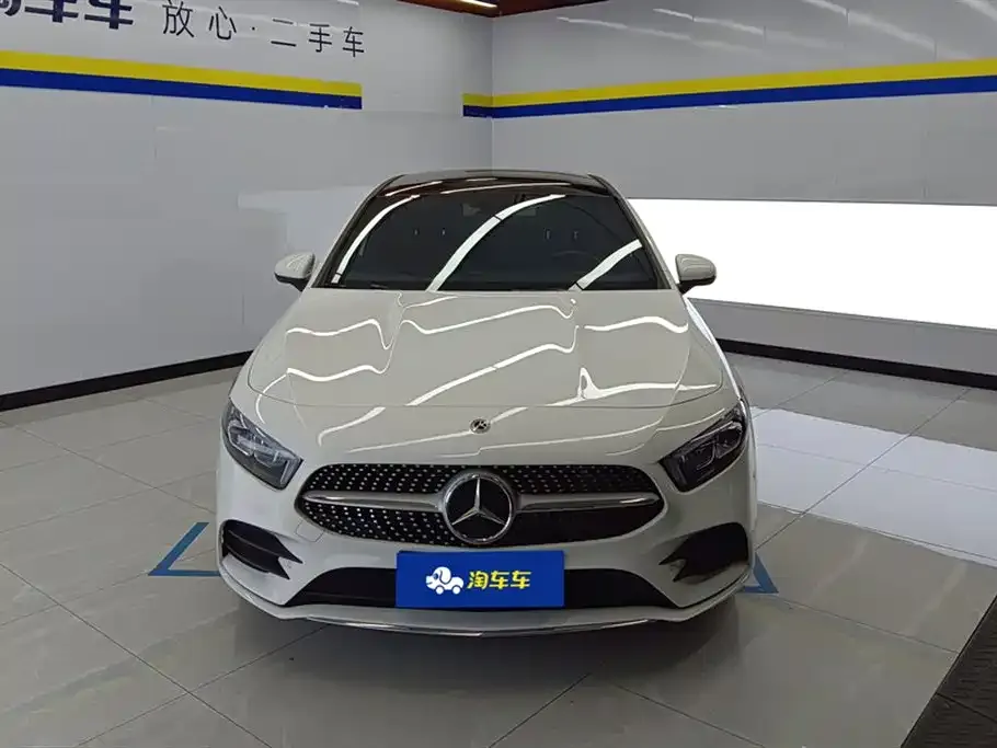 Mercedes-Benz A-Class 2023 из CN, фото 2