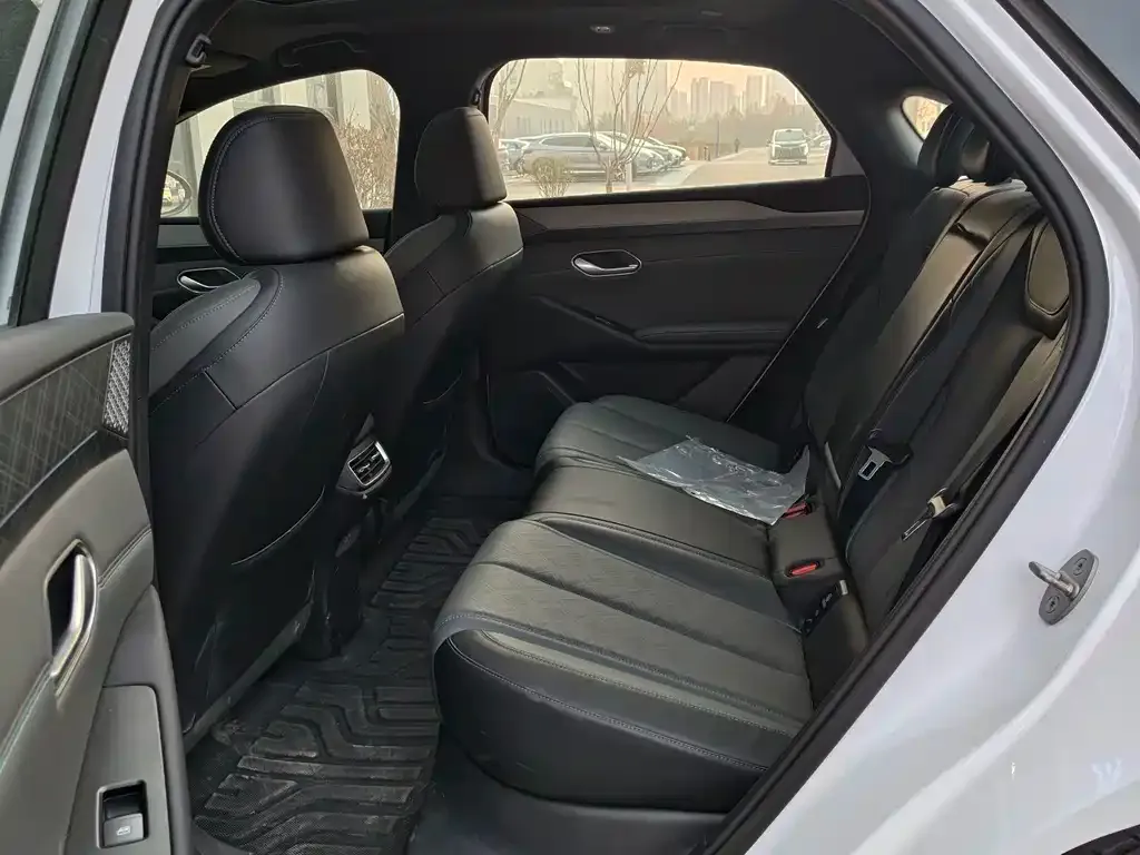 BYD Qin L 2025 из CN, фото 6