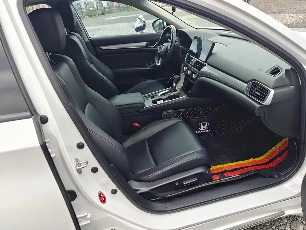 Honda Accord 2021 из CN, фото 5