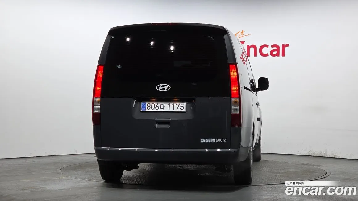 Hyundai Staria 2025 из KR, фото 10