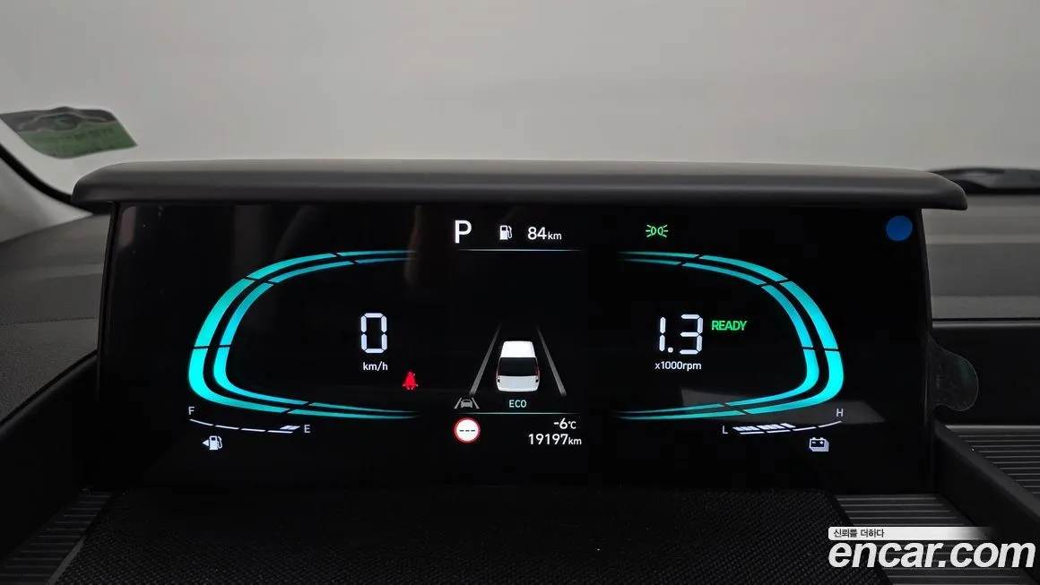 Hyundai Staria 2025 из KR, фото 7