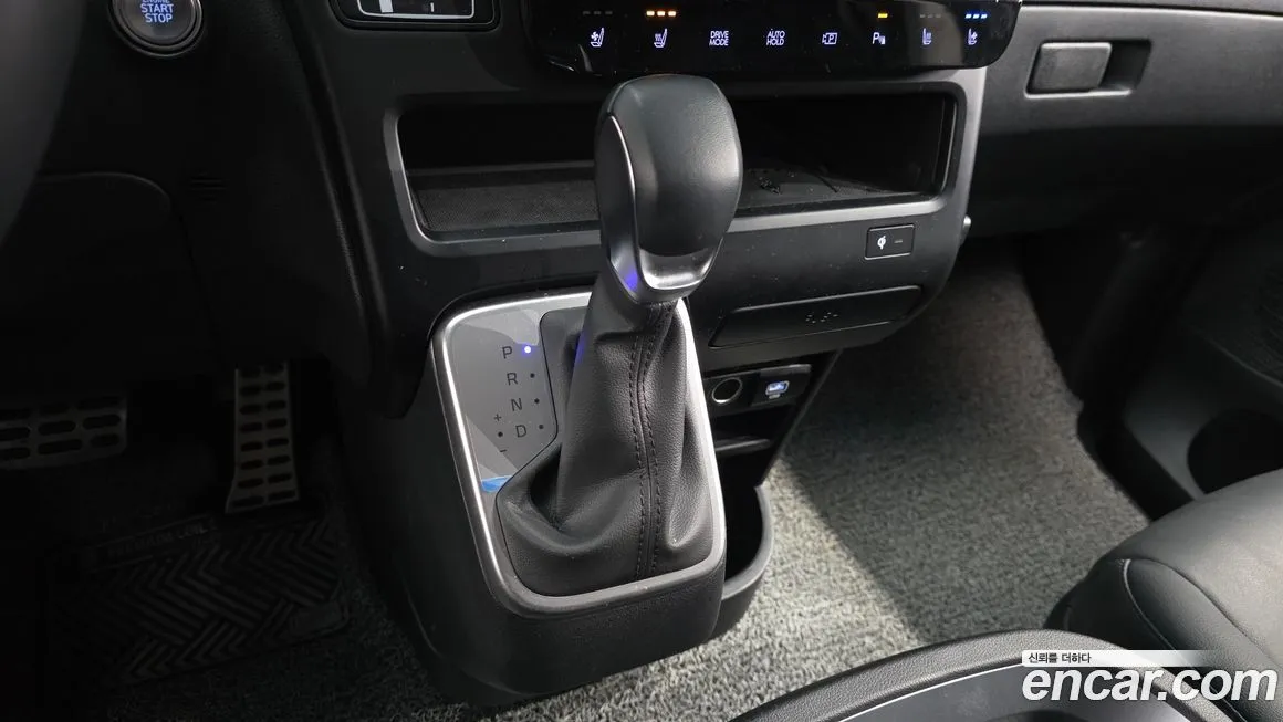 Hyundai Staria 2025 из KR, фото 4