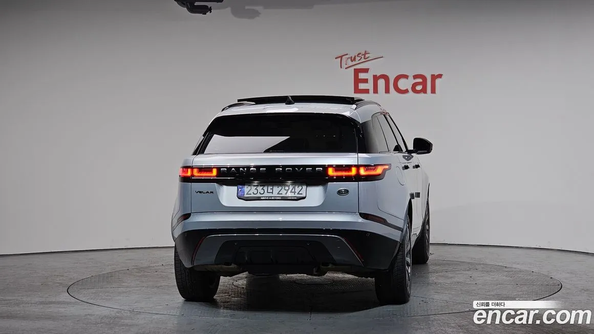 Land Rover Range Rover Velar 2023 из KR, фото 8