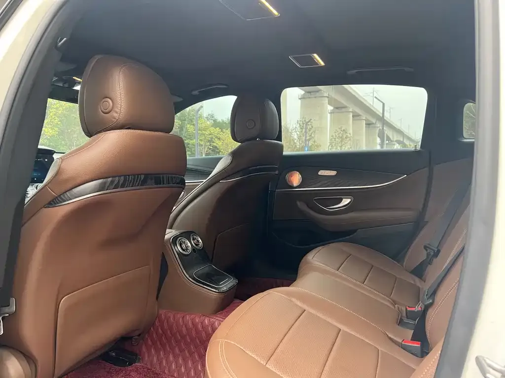 Mercedes-Benz E-Class 2021 из CN, фото 3