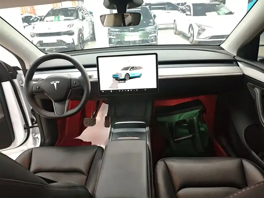 Tesla Model Y 2024 из CN, фото 5