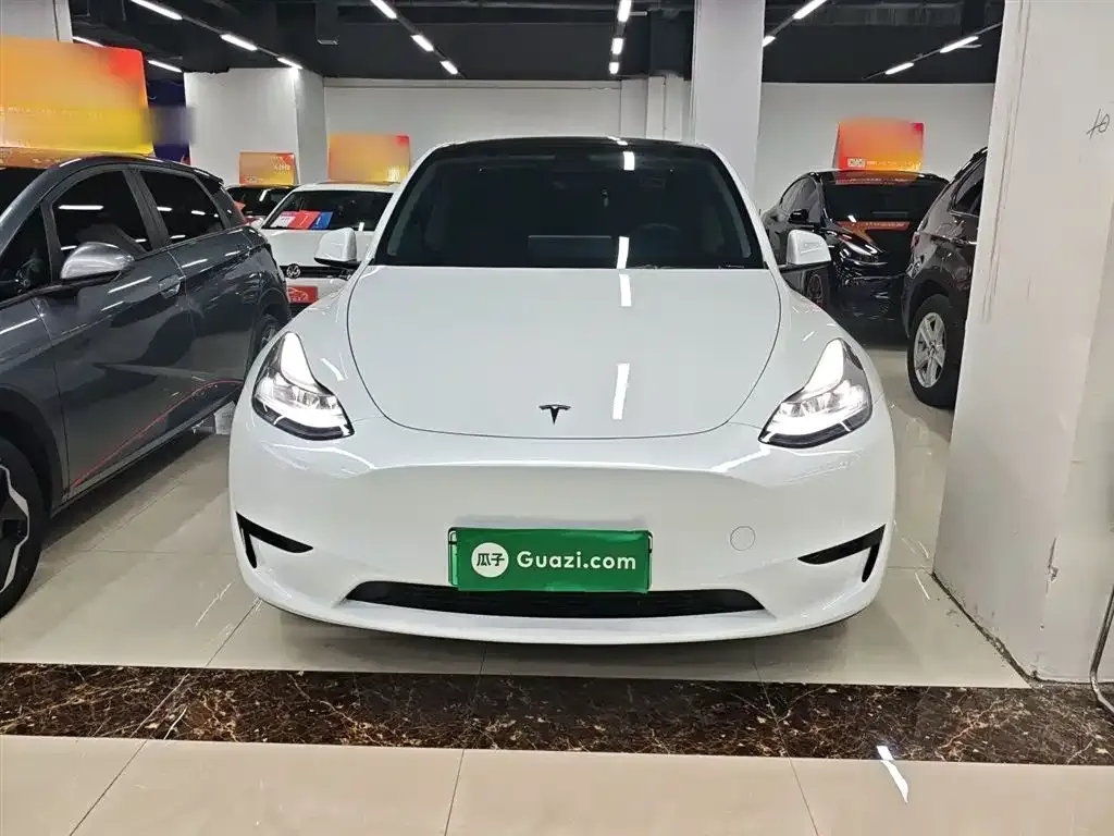 Tesla Model Y 2024 из CN, фото 4