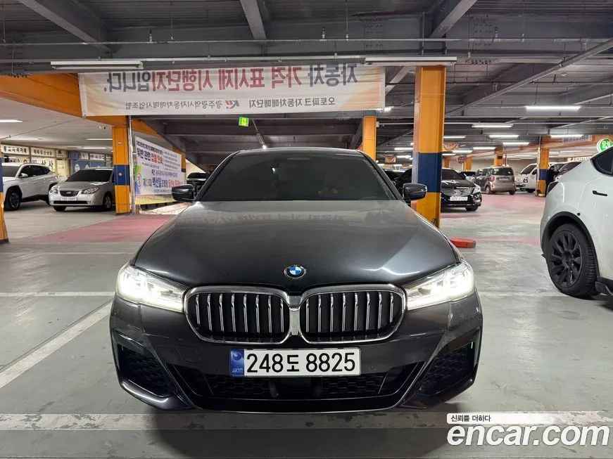 BMW 5-Series 2023 из KR, фото 1