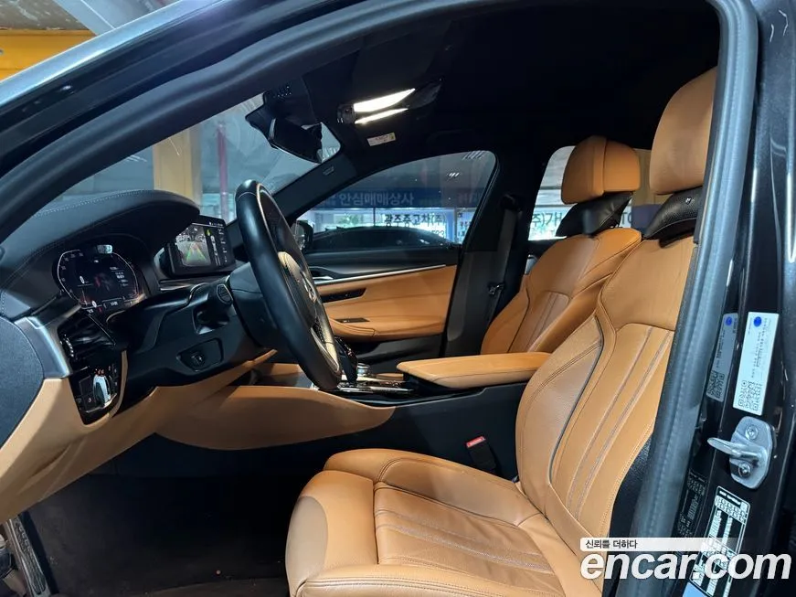 BMW 5-Series 2023 из KR, фото 8