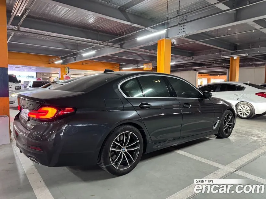BMW 5-Series 2023 из KR, фото 9