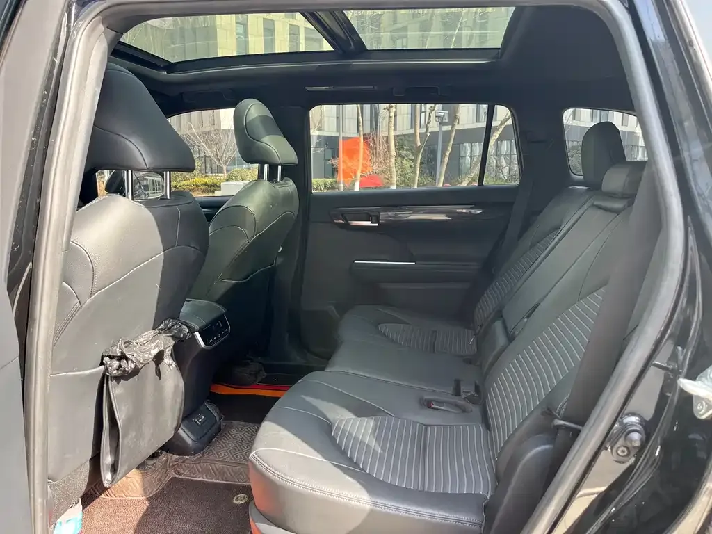 Toyota Crown Kluger 2022 из CN, фото 3