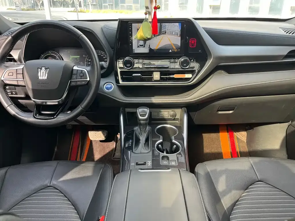 Toyota Crown Kluger 2022 из CN, фото 7