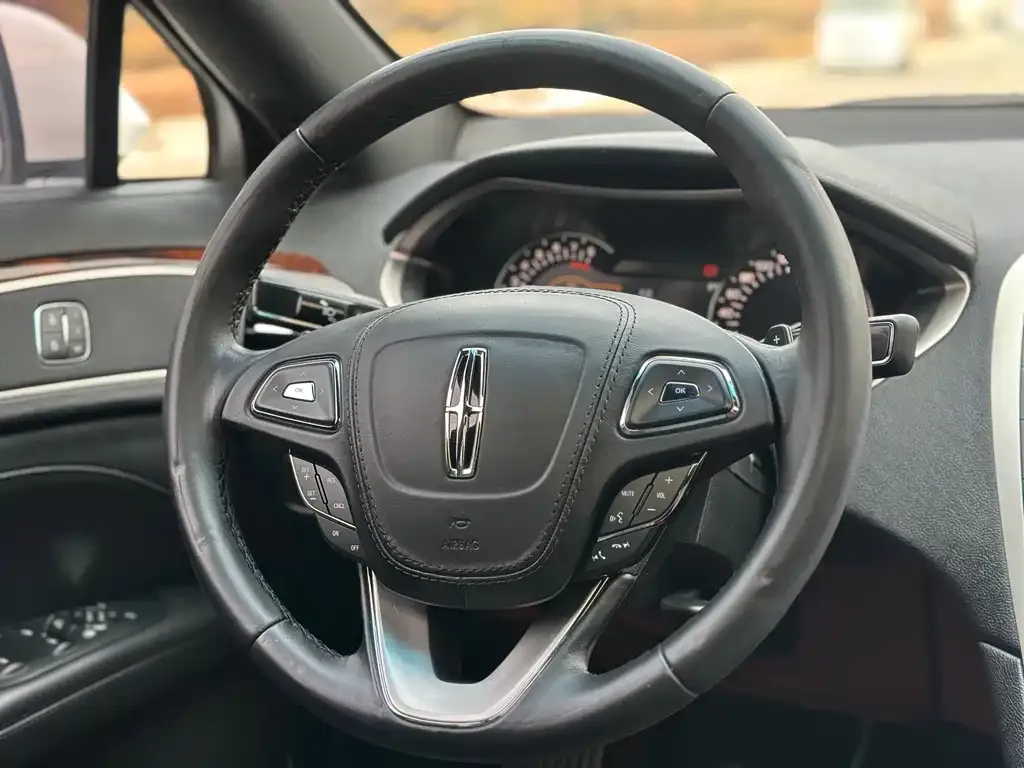 Lincoln MKZ 2021 из CN, фото 3
