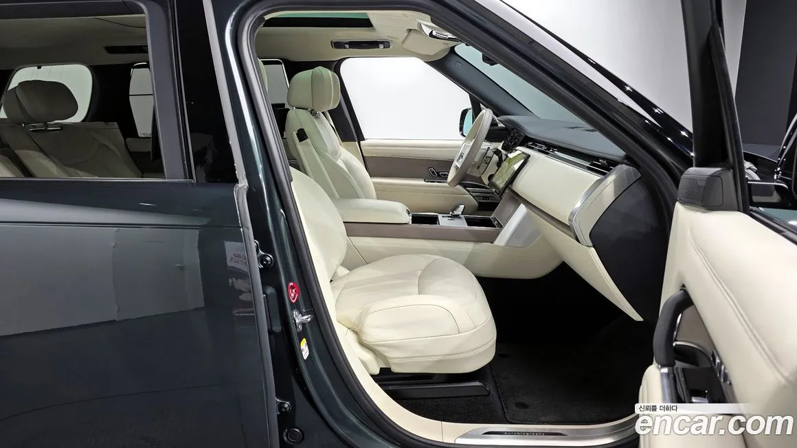 Land Rover Range Rover 2024 из KR, фото 10