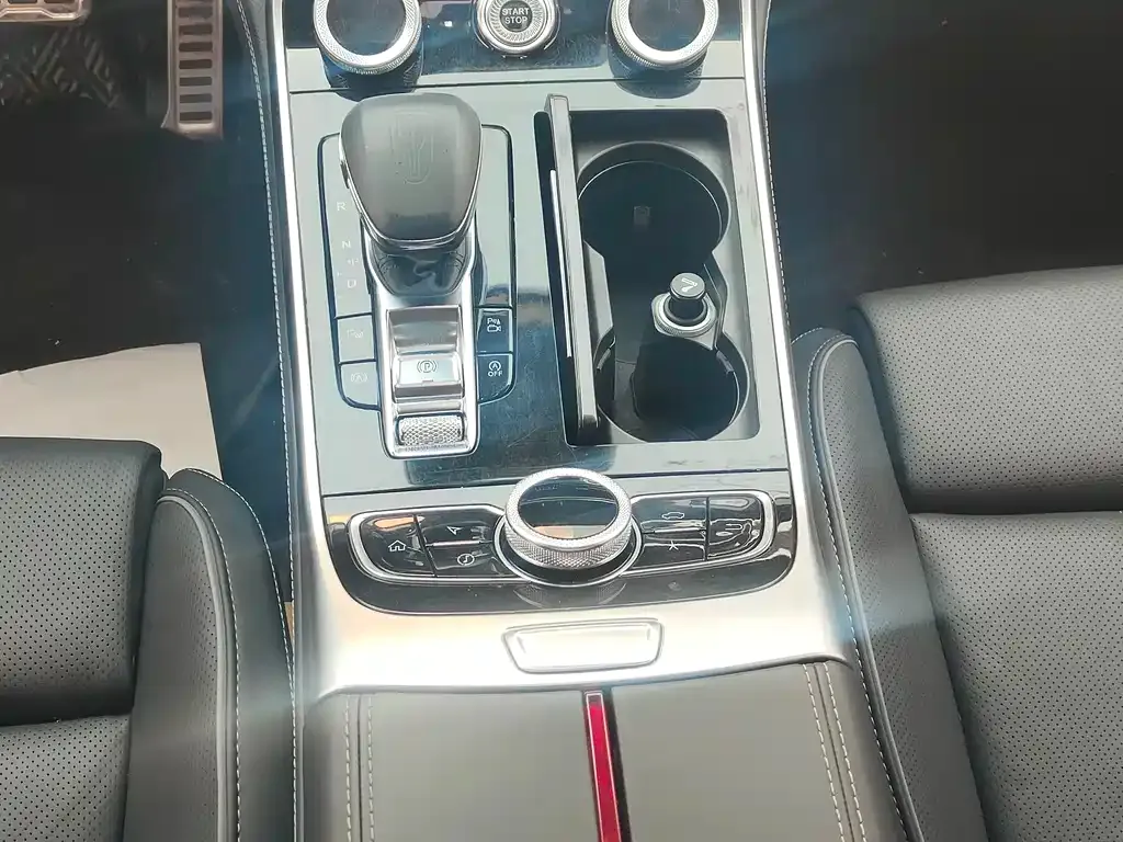 Hongqi H9 2021 из CN, фото 6