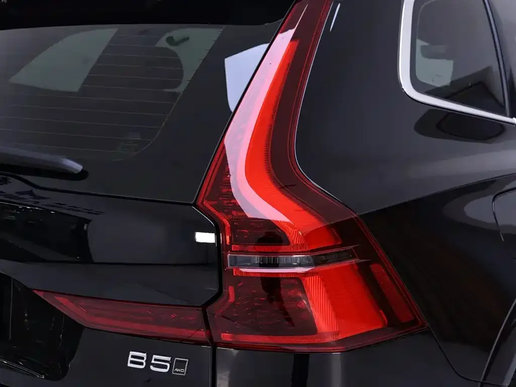 Volvo XC60 2025 из CN, фото 9