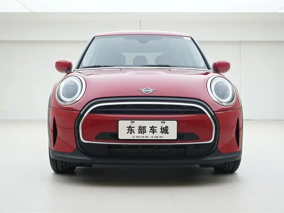 MINI Cooper (3-door) 2023 из CN, фото 2