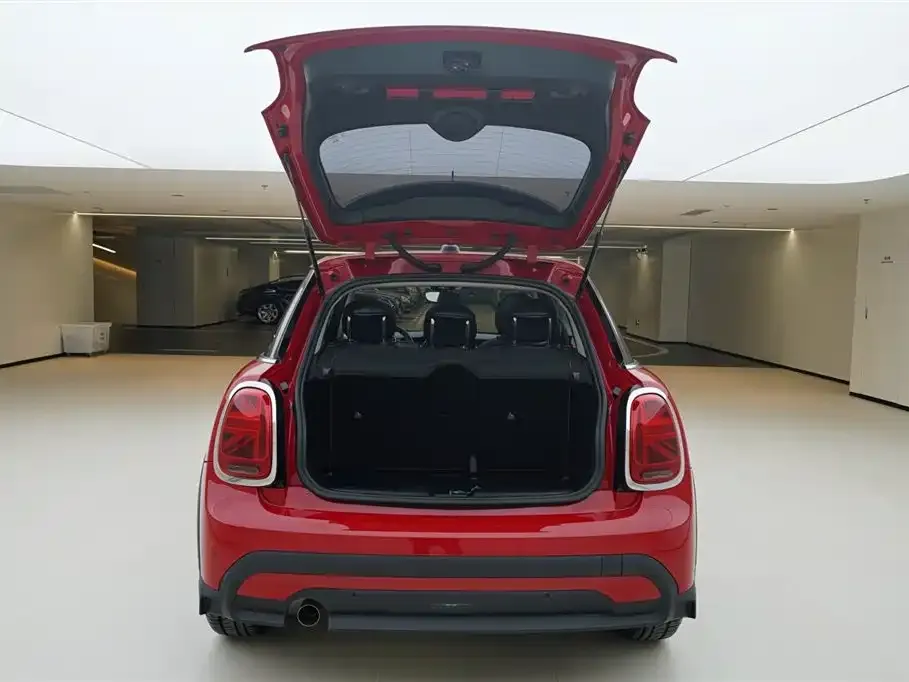 MINI Cooper (3-door) 2023 из CN, фото 7