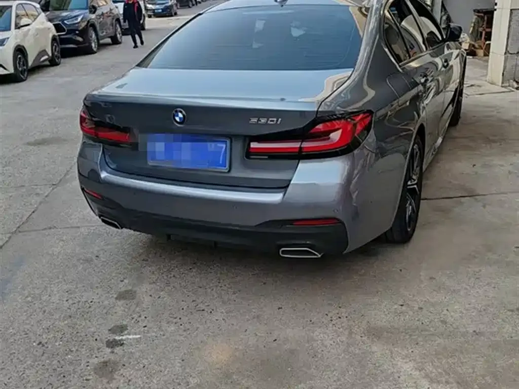 BMW 5 Series (Import) 2022 из CN, фото 3