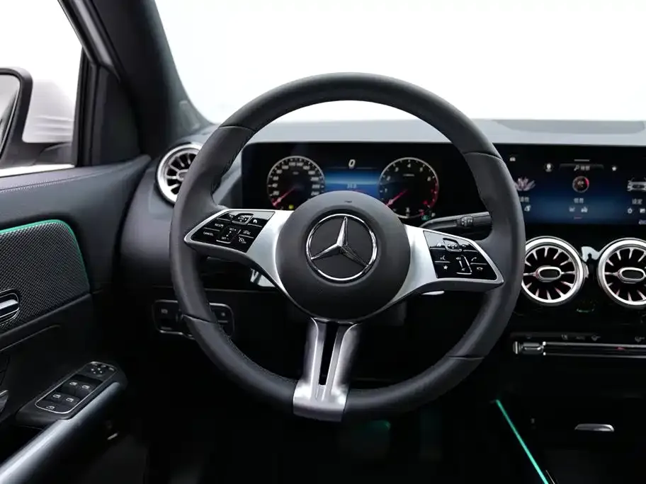 Mercedes-Benz GLA 2024 из CN, фото 2