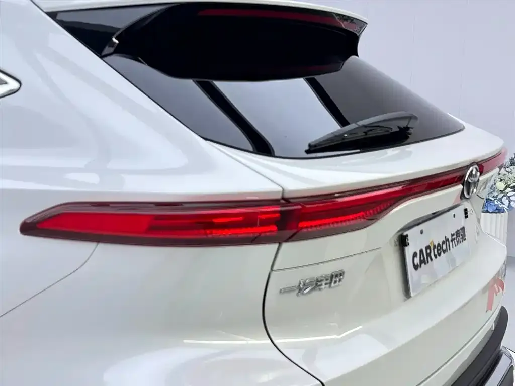 Toyota Harrier 2022 из CN, фото 4