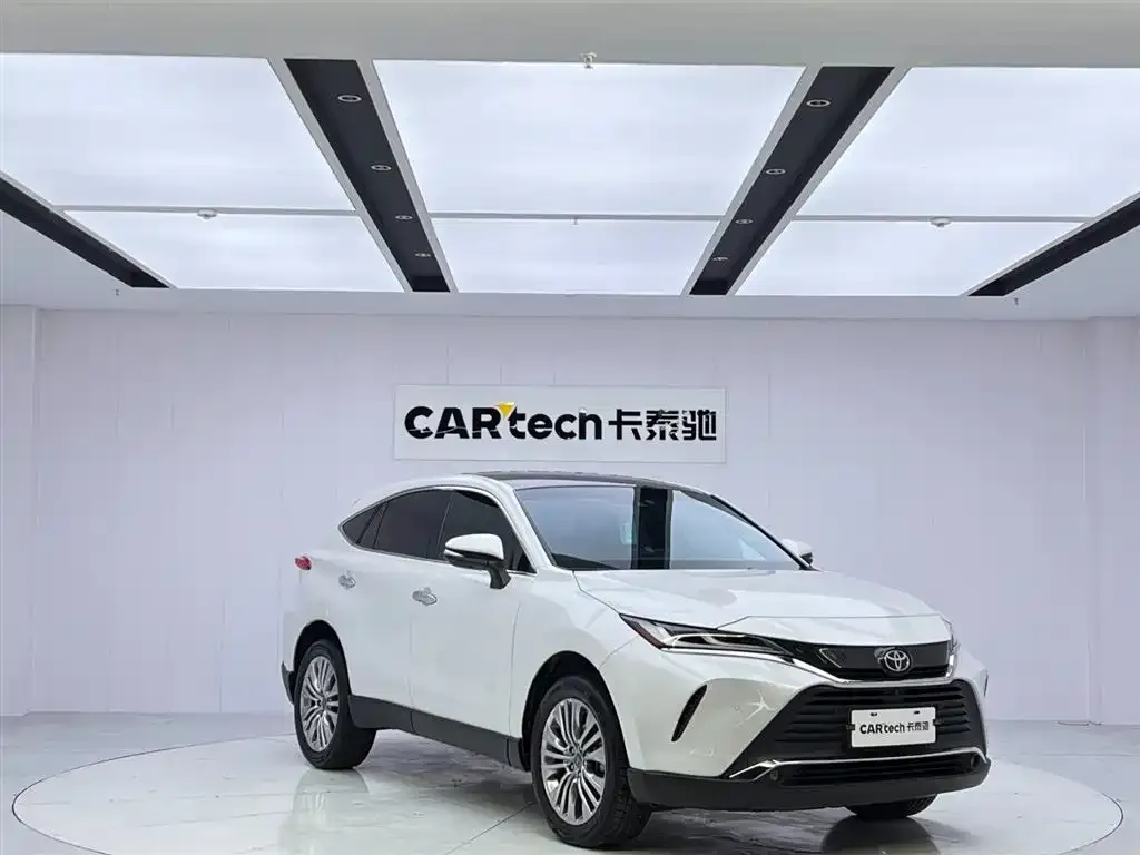 Toyota Harrier 2022 из CN, фото 3