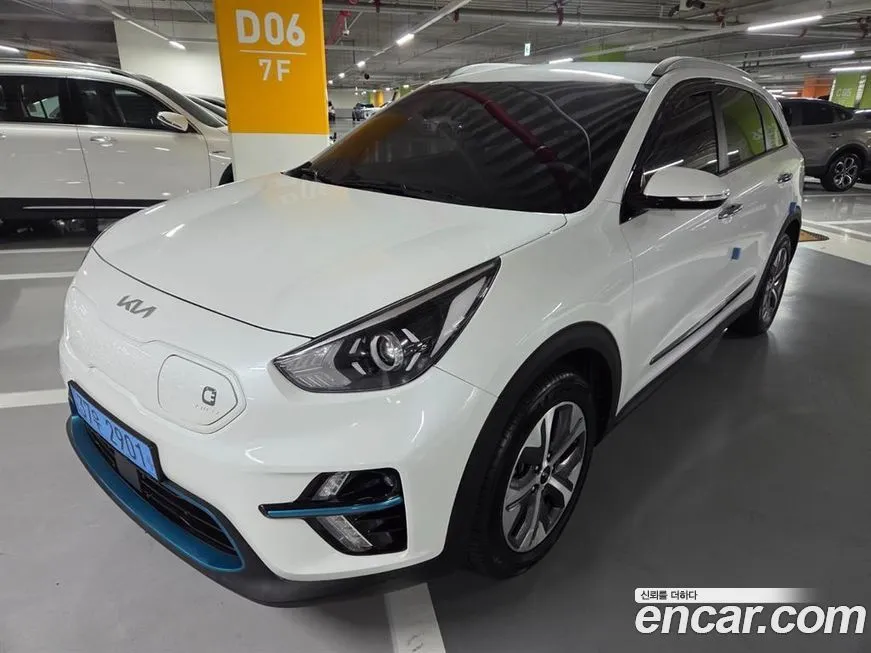 Kia Niro — фото 1