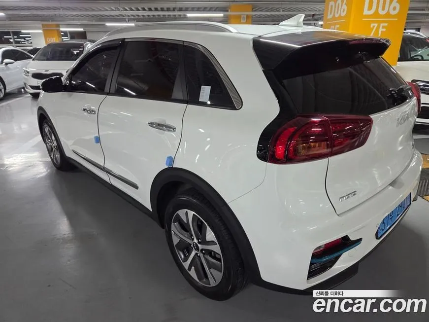 Kia Niro — фото 7