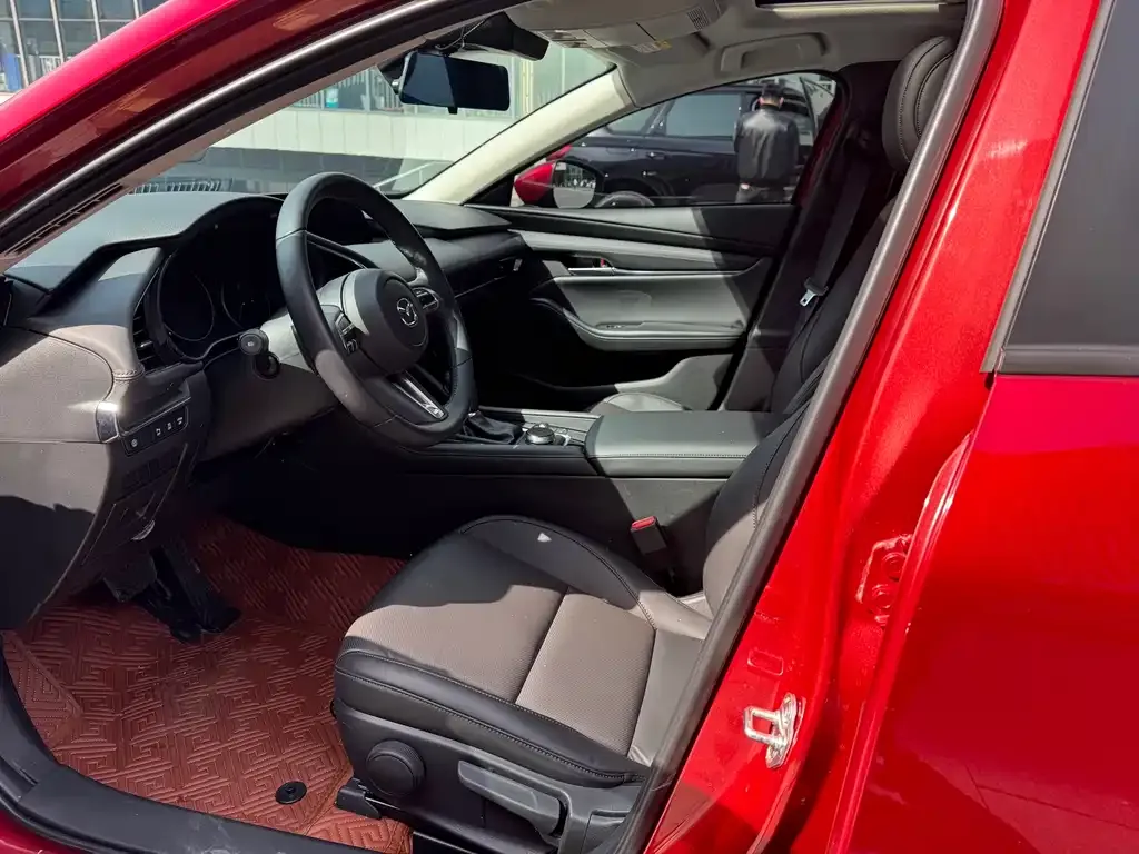 Mazda 3 Axela 2022 из CN, фото 6