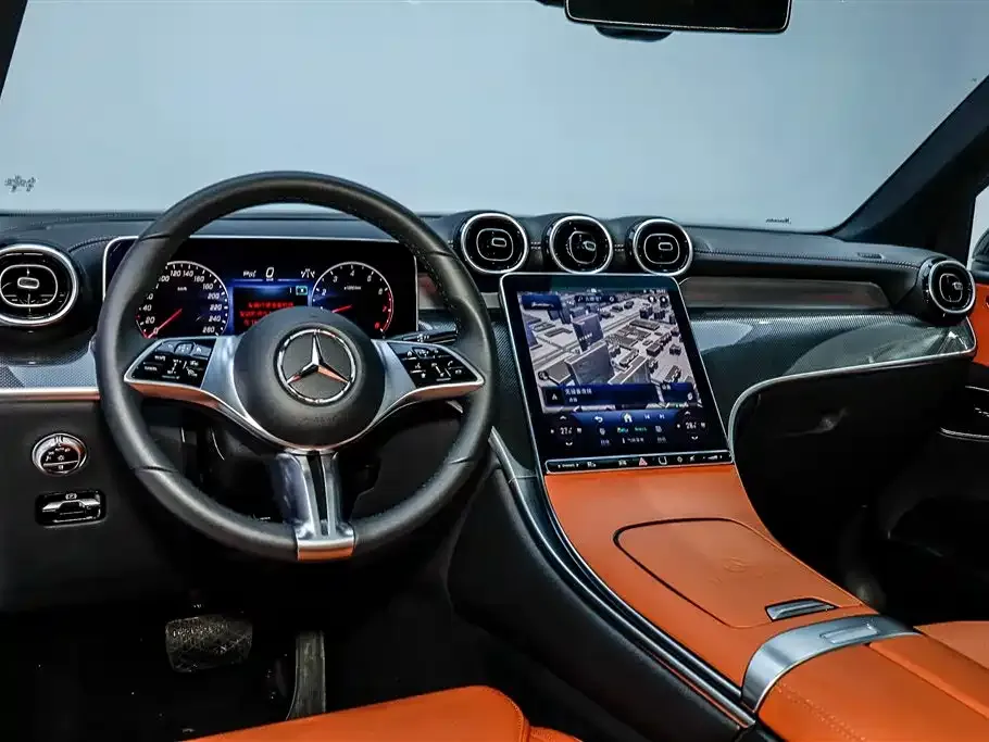 Mercedes-Benz GLC 2024 из CN, фото 2