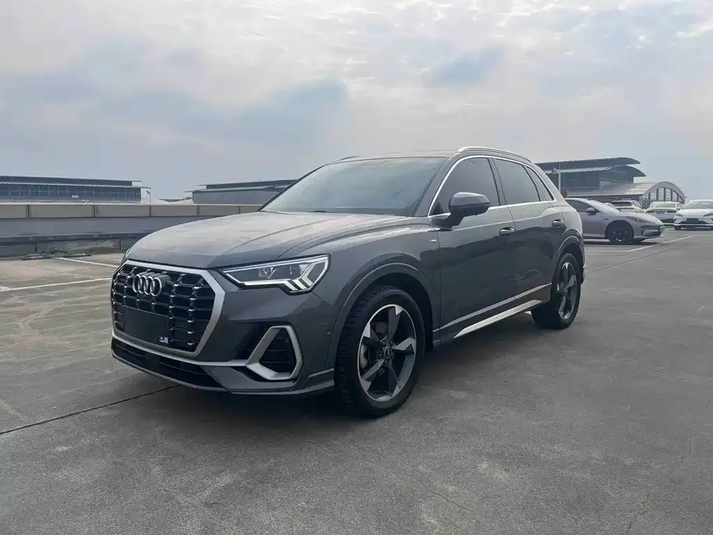 Audi Q3 2022 из CN, фото 1