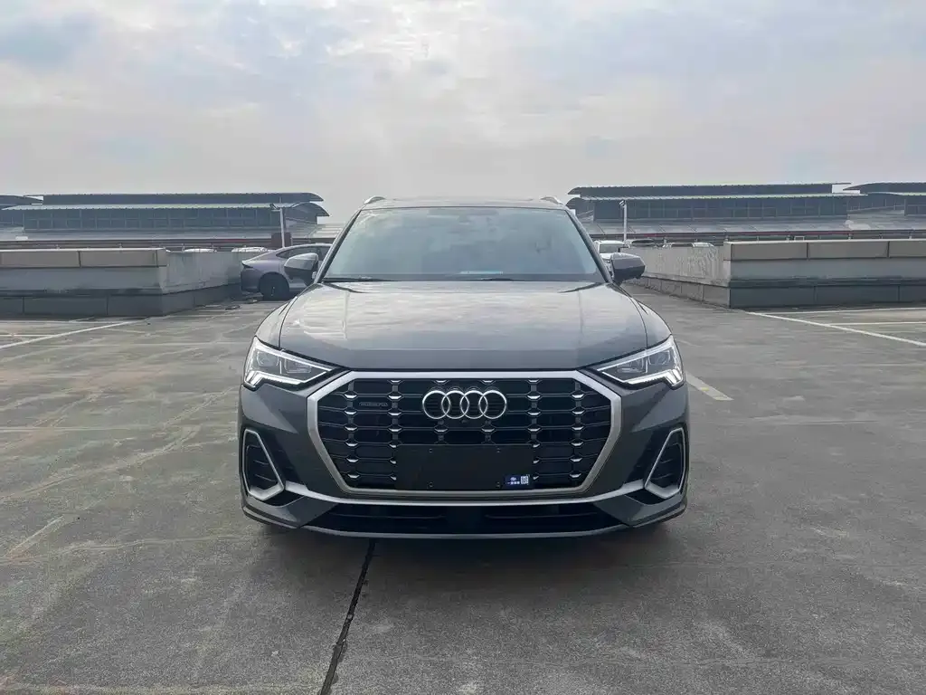 Audi Q3 2022 из CN, фото 5
