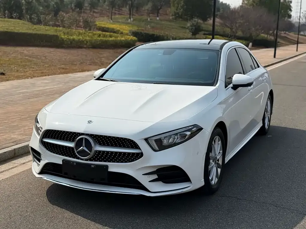 Mercedes-Benz A-Class — фото 1