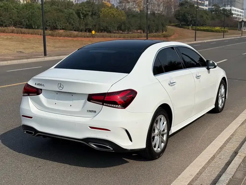 Mercedes-Benz A-Class — фото 10