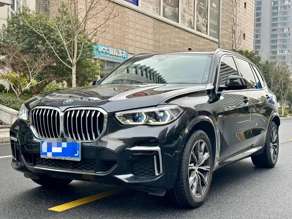 BMW X5 — фото 1