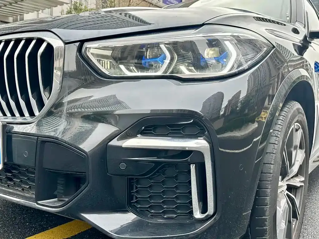 BMW X5 — фото 2