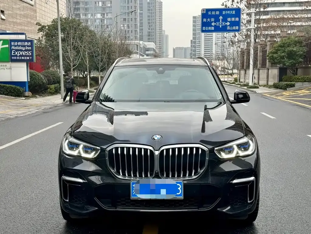 BMW X5 — фото 6