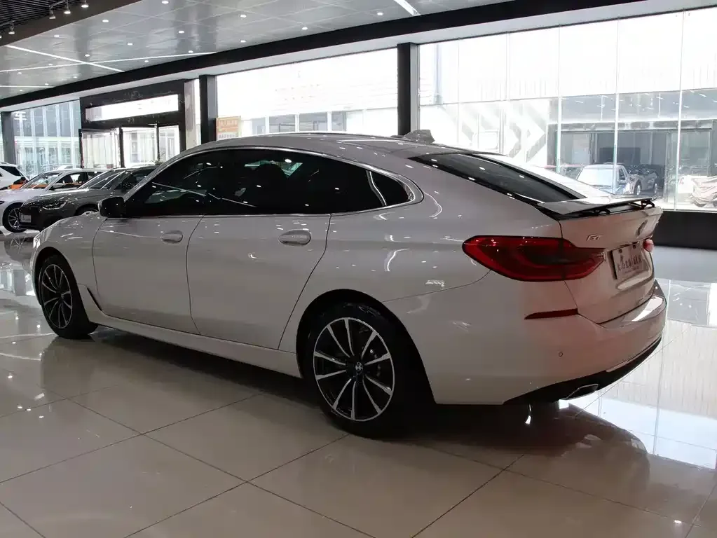 BMW 6 Series GT — фото 6