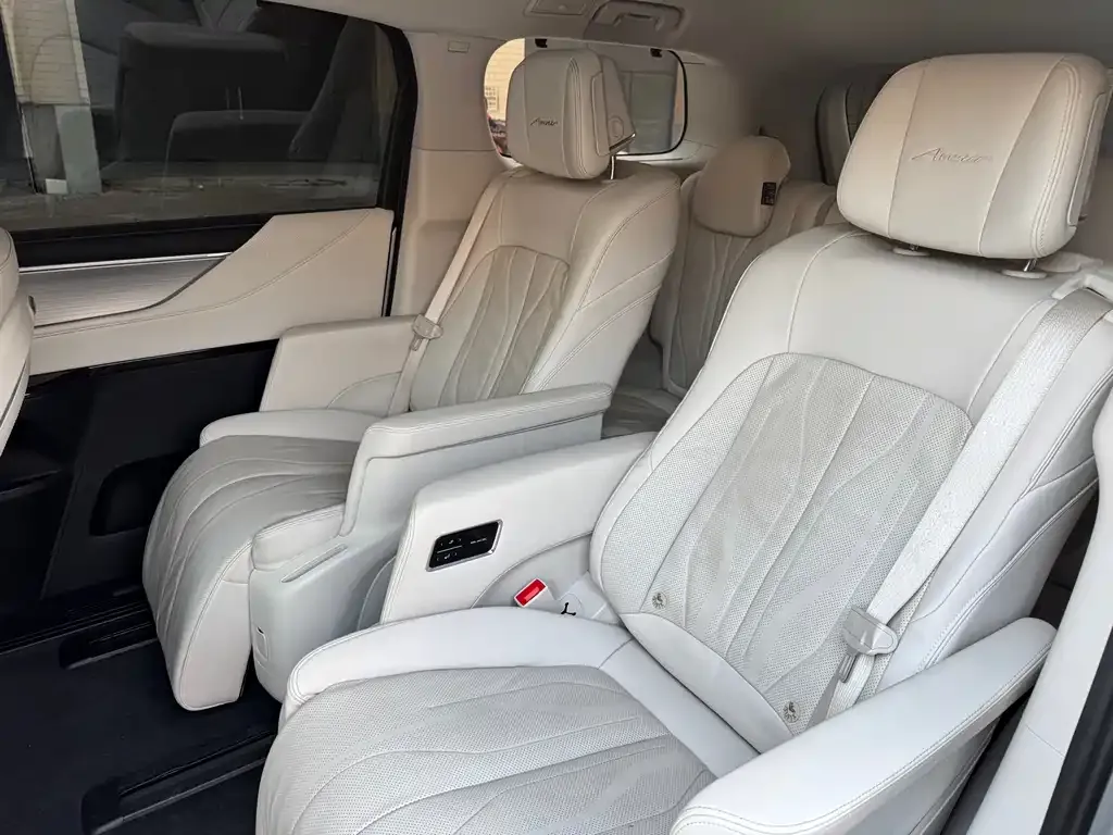 Buick GL8 Hybrid 2024 из CN, фото 3