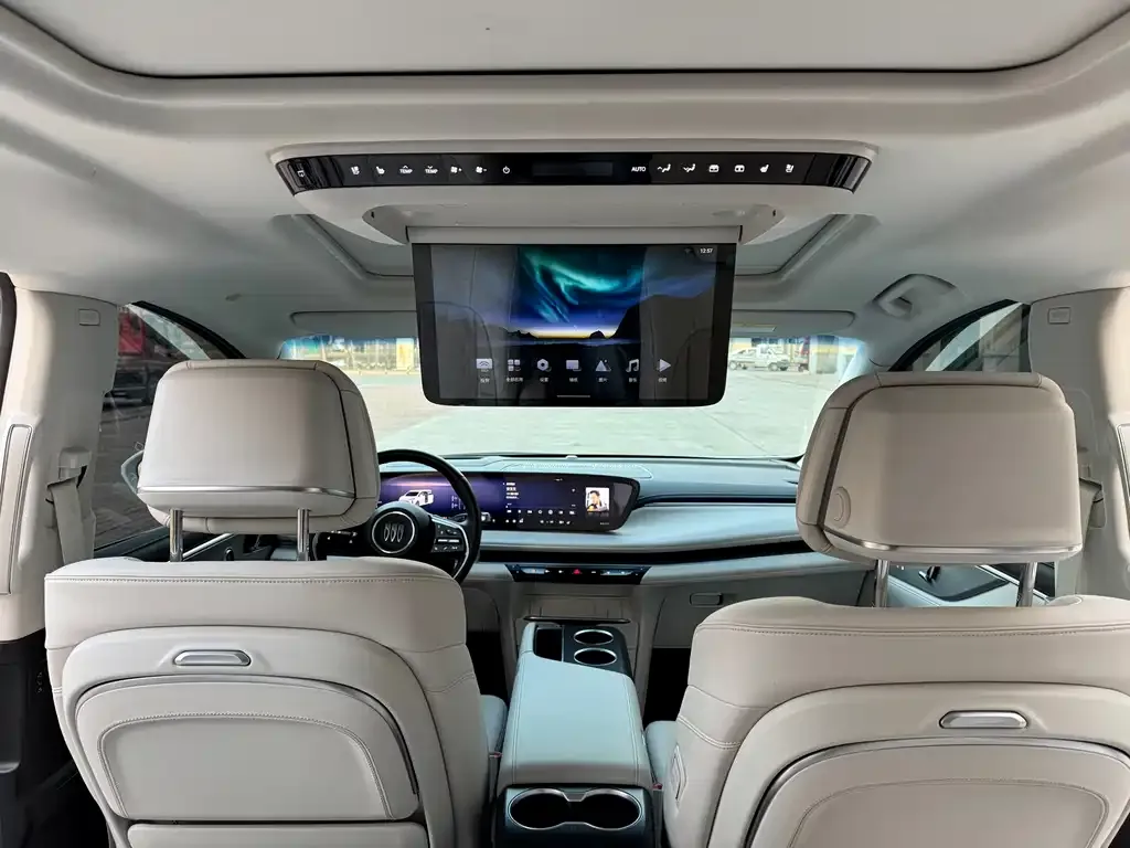 Buick GL8 Hybrid 2024 из CN, фото 2
