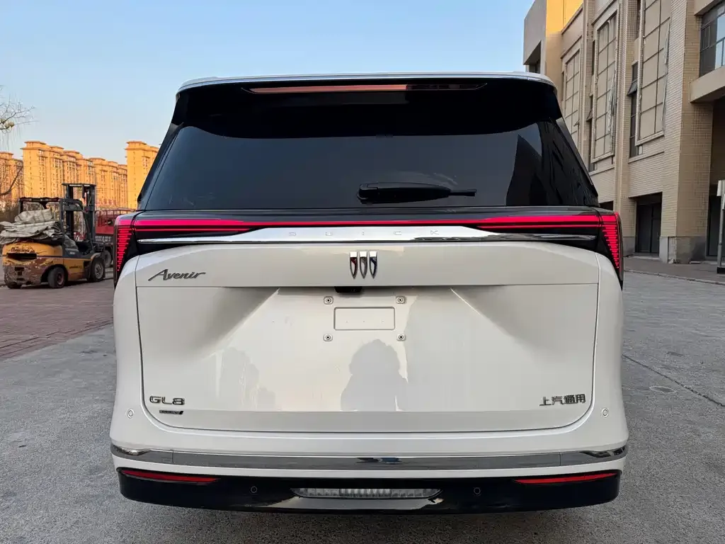 Buick GL8 Hybrid 2024 из CN, фото 7