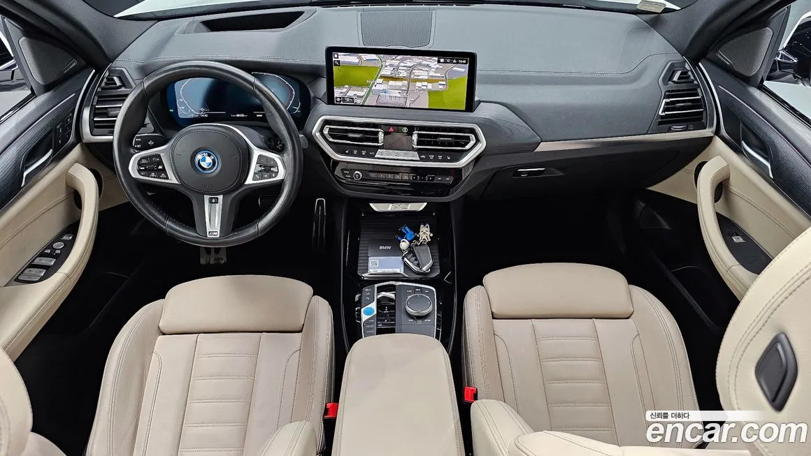 BMW iX3 — фото 6
