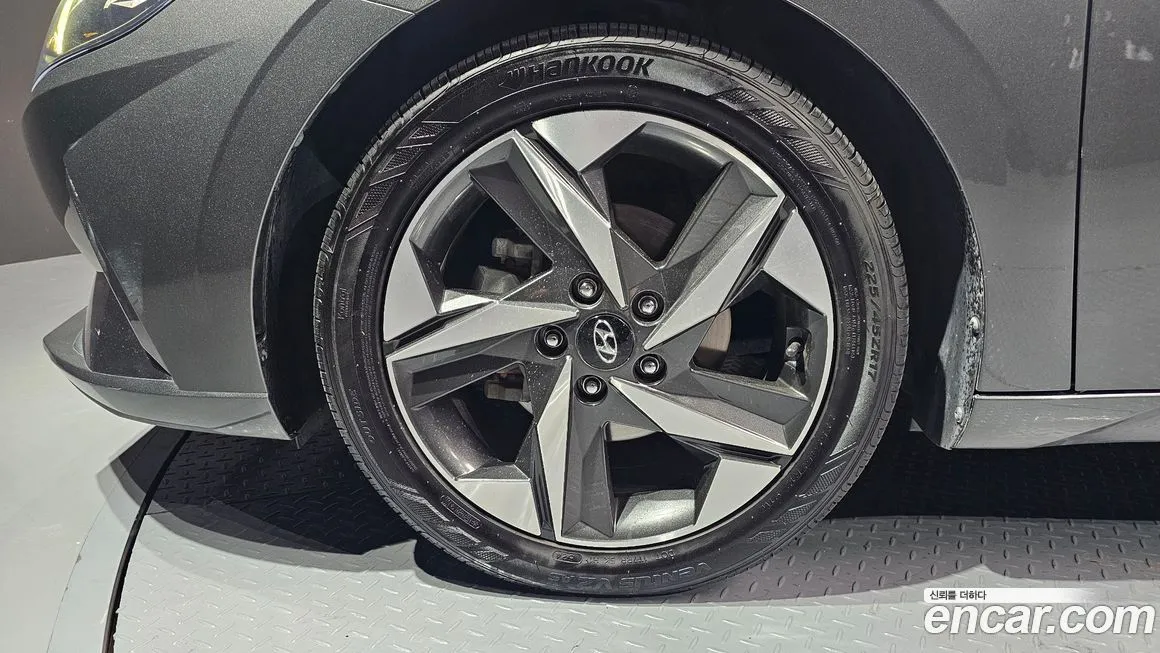 Hyundai AVANTE — фото 10