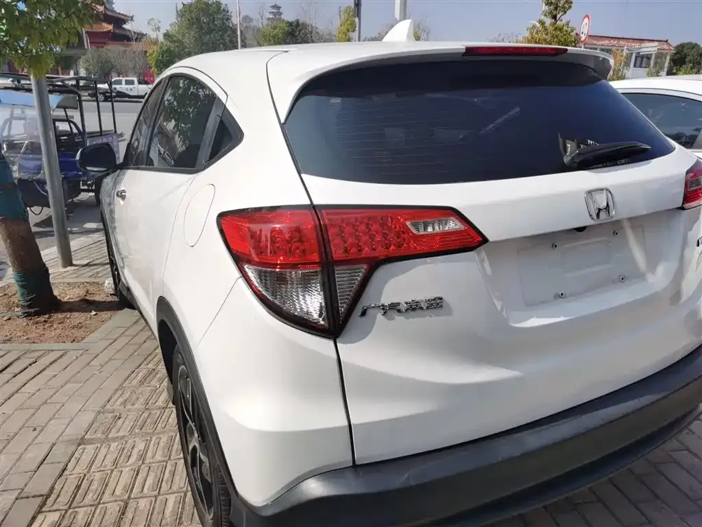 Honda Vezel 2021 из CN, фото 3