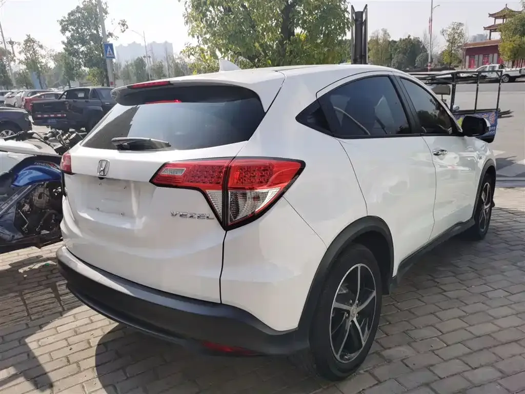 Honda Vezel 2021 из CN, фото 9