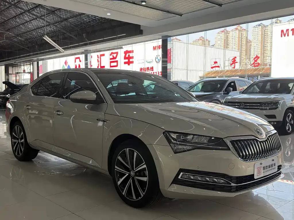 Skoda Superb 2022 из CN, фото 9
