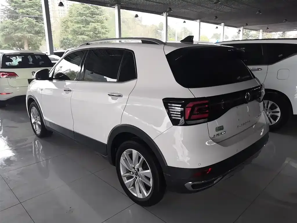 Volkswagen T-Cross — фото 4