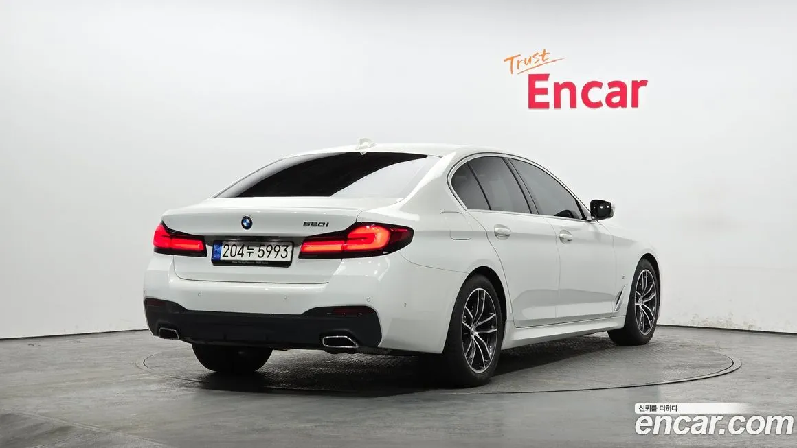 BMW 5-Series — фото 4
